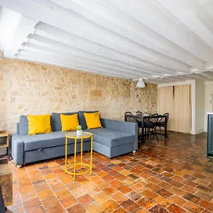 Au Coeur De Ile Saint-louis Free Netflix , Paris France
